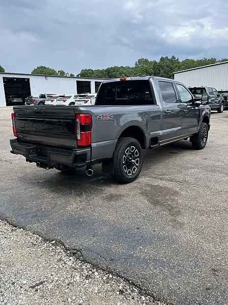 2025 Ford F-250 - $73,998
