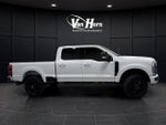2023 F-250 Super Duty Thumbnail 2