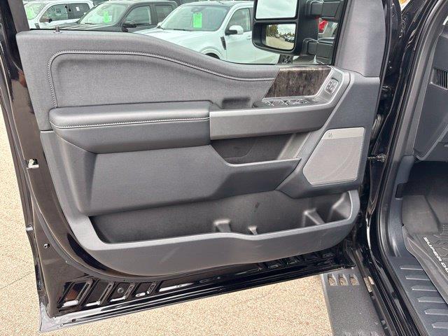 2025 Ford F-250 - $70,000
