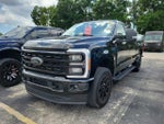 2023 F-250 Super Duty Thumbnail 3