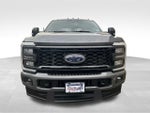 2023 F-250 Super Duty Thumbnail 3