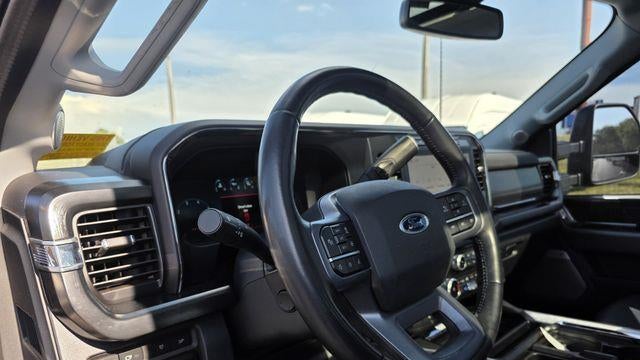 2023 Ford F-250 Super Duty Platinum