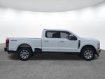 2023 F-250 Super Duty Thumbnail 5