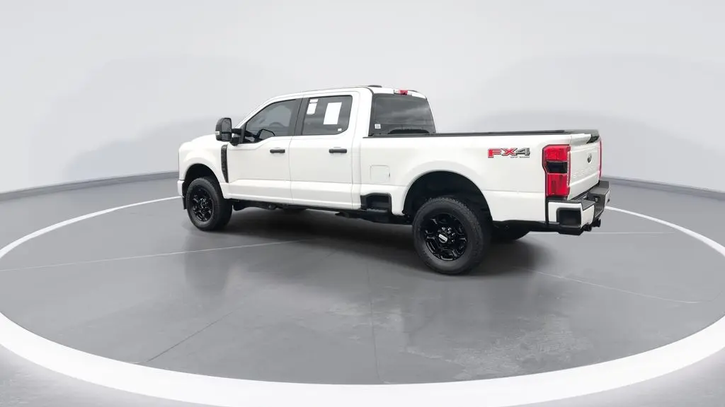 2024 Ford F-250 Super Duty XLT