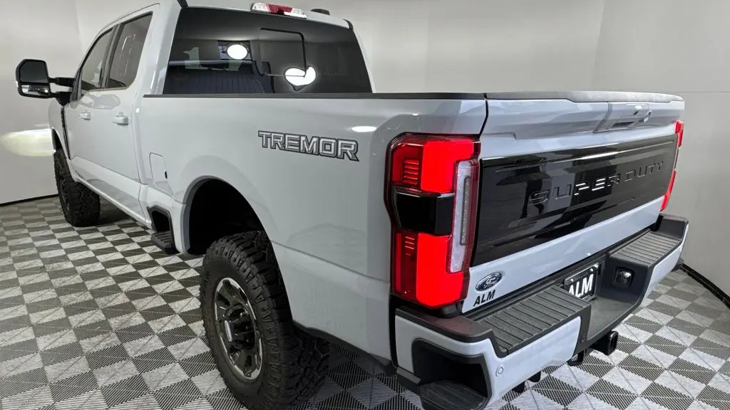 2026 Ford F-250 Super Duty Platinum