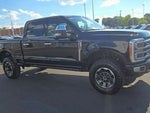 2023 F-250 Super Duty Thumbnail 3