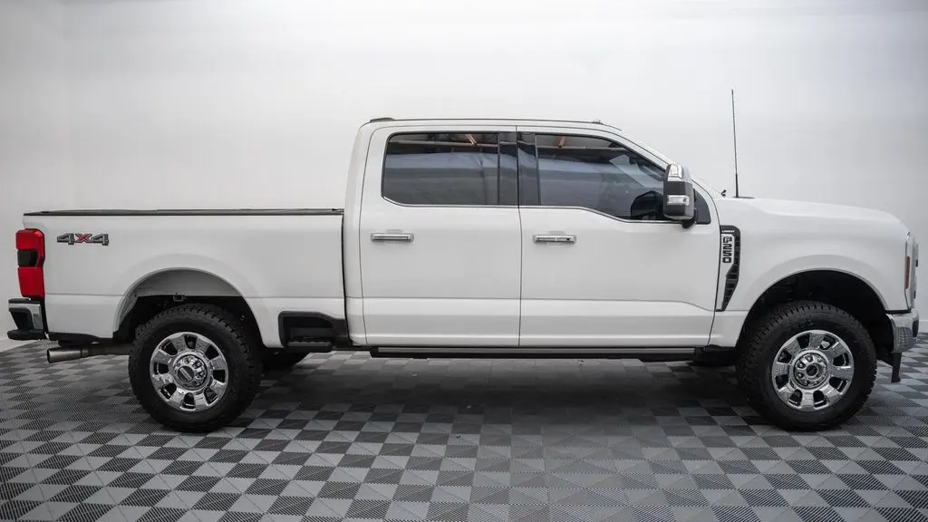 2024 Ford F-250 Super Duty Platinum