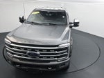 2024 F-250 Super Duty Thumbnail 24