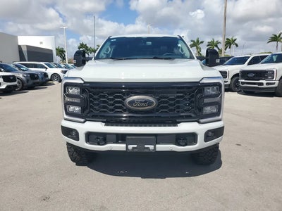 2025 Ford F-250 Super Duty 4X4 Lariat 4DR Crew Cab 6.8 FT. SB Pickup