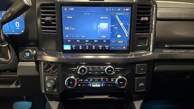 2025 Ford F-250 Super Duty Platinum