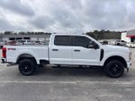 2023 F-250 Super Duty Thumbnail 2