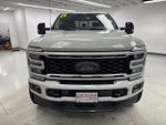 2025 F-250 Super Duty Thumbnail 2
