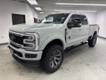2025 F-250 Super Duty Thumbnail 5