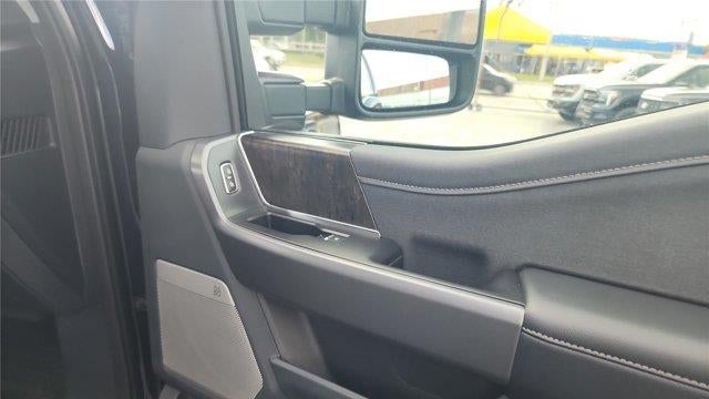 2025 Ford F-250 Super Duty Lariat