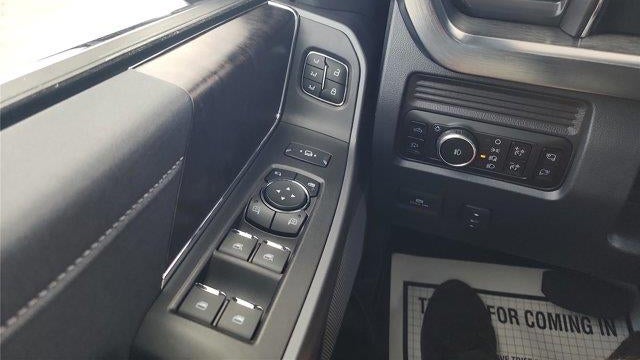 2025 Ford F-250 Super Duty Lariat