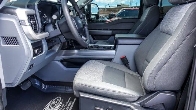 2025 Ford F-250 Super Duty XLT