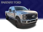 2023 F-250 Super Duty Thumbnail 3