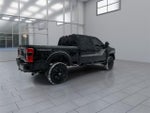 2024 F-250 Super Duty Thumbnail 8