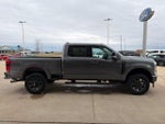 2024 F-250 Super Duty Thumbnail 17