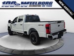2024 F-250 Super Duty Thumbnail 3