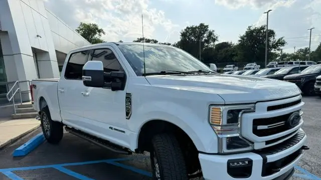2022 Ford F-250 Super Duty Lariat