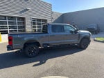 2024 F-250 Super Duty Thumbnail 4
