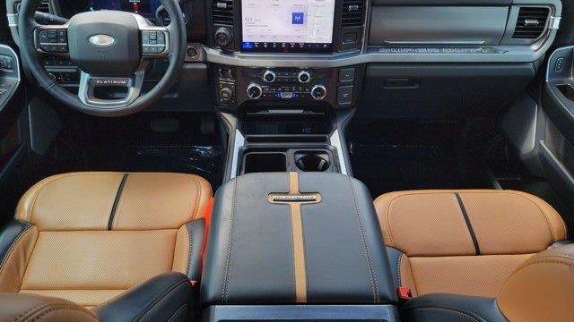 2024 Ford F-250 Super Duty XLT