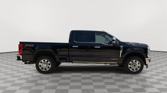 2025 Ford F-250 Super Duty Platinum