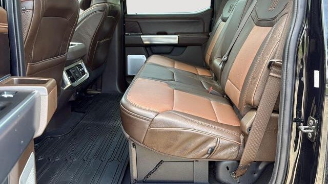 2025 Ford F-250 Super Duty Platinum