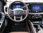 2025 F-250 Super Duty Thumbnail 4