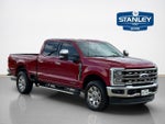 2025 F-250 Super Duty Thumbnail 1