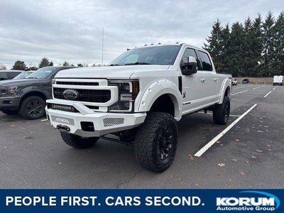 2021 Ford F-250 Super Duty 4X4 Lariat 4DR Crew Cab 6.8 FT. SB Pickup