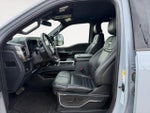 2025 F-250 Super Duty Thumbnail 9