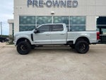 2025 F-250 Super Duty Thumbnail 1