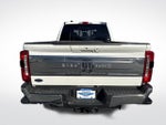 2025 F-250 Super Duty Thumbnail 4