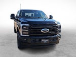 2025 F-250 Super Duty Thumbnail 2