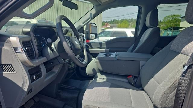 2025 Ford F-250 Super Duty Platinum