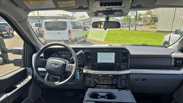 2025 Ford F-250 Super Duty Platinum