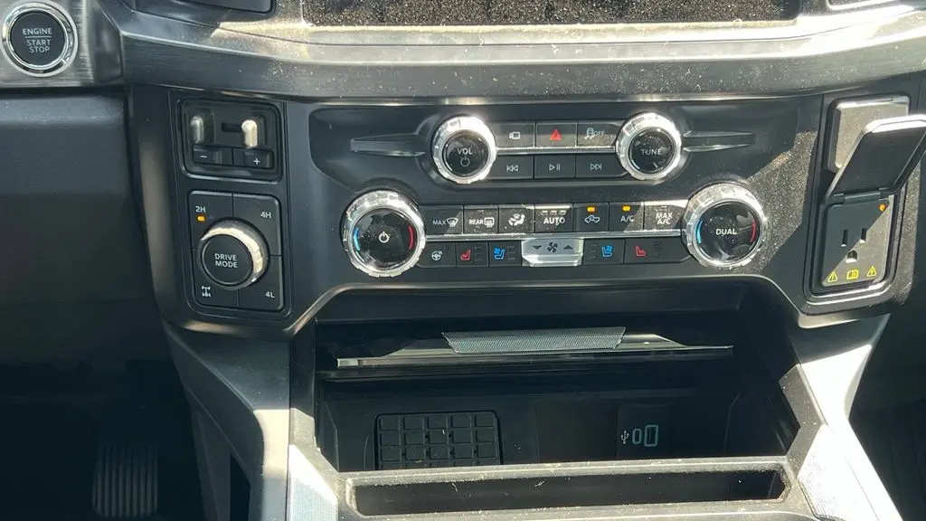 2025 Ford F-250 Super Duty XL