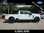 2025 F-250 Super Duty Thumbnail 4