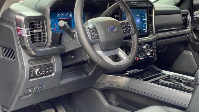 2025 Ford F-250 Super Duty Lariat