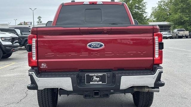 2025 Ford F-250 Super Duty Platinum