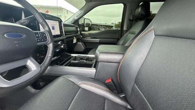 2025 Ford F-250 Super Duty Platinum