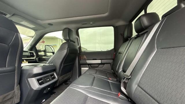 2025 Ford F-250 Super Duty Platinum