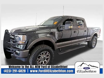 2022 Ford F-250 Super Duty 4X4 Platinum 4DR Crew Cab 8 FT. LB Pickup