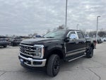 2023 F-250 Super Duty Thumbnail 3