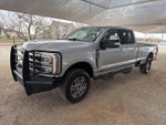 2023 F-250 Super Duty Thumbnail 3