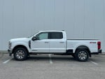 2024 F-250 Super Duty Thumbnail 2