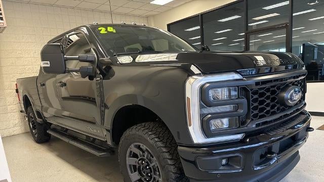 2024 Ford F-250 Super Duty Platinum