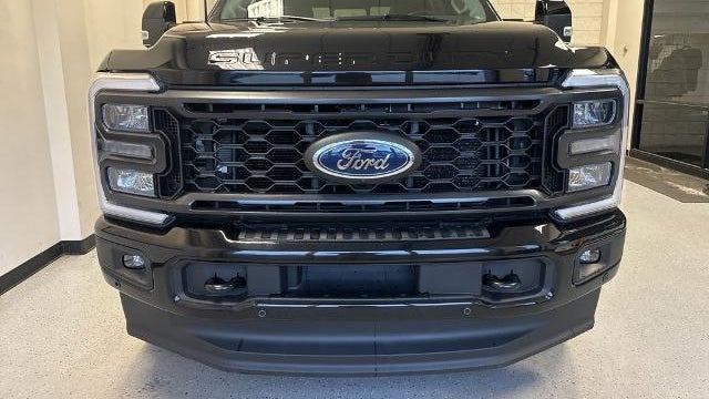 2024 Ford F-250 Super Duty Platinum